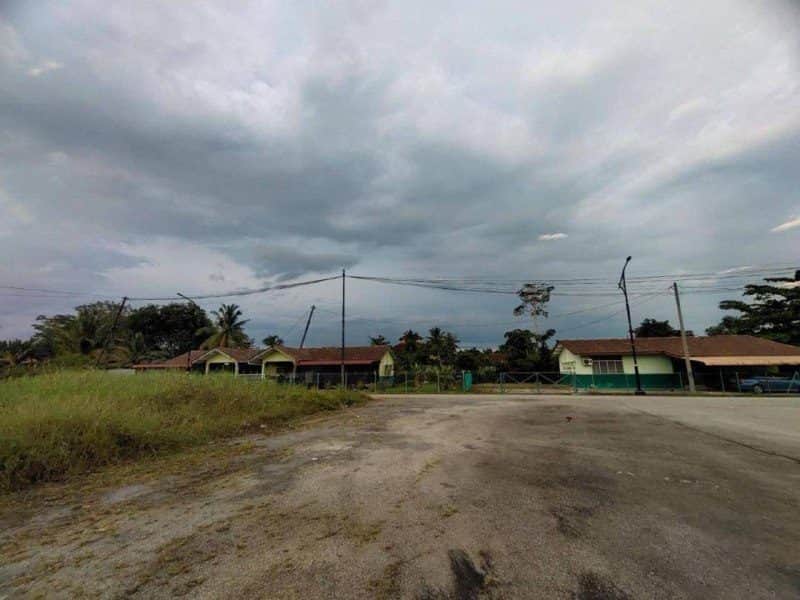 Tanah Lot Banglo Sabak Bernam Selangor 12023 Sqft Berhampiran Masjid