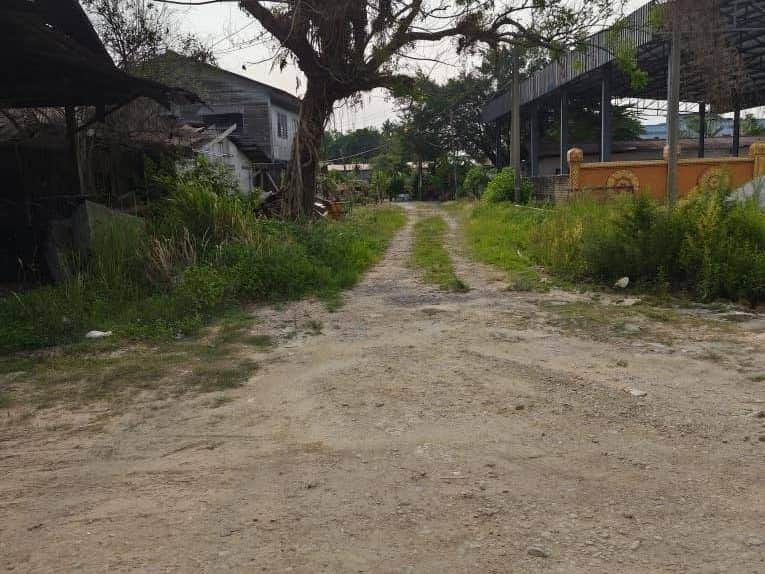 Tanah Komersial Kediaman 59,330 sqft Padang Serai Sebelah Temple Freehold Geran Individu
